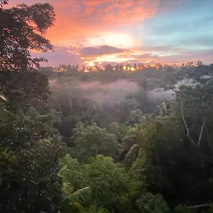Villa D'tepi House, Ubud